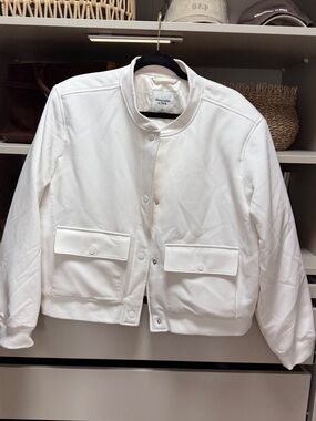Abercrombie & Fitch Women's White Snap-Front Bomber Jacket - Clean Minimalist